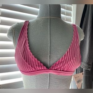 BNWT REVIBE BY DIPPIN DAISY'S DARK PINK BIKINI TOP VELVET FEEL LARGE